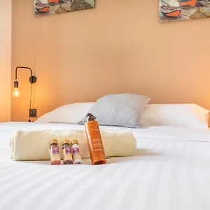 Apartment Adira Resid'marseille Vieux-port 2 Etoiles